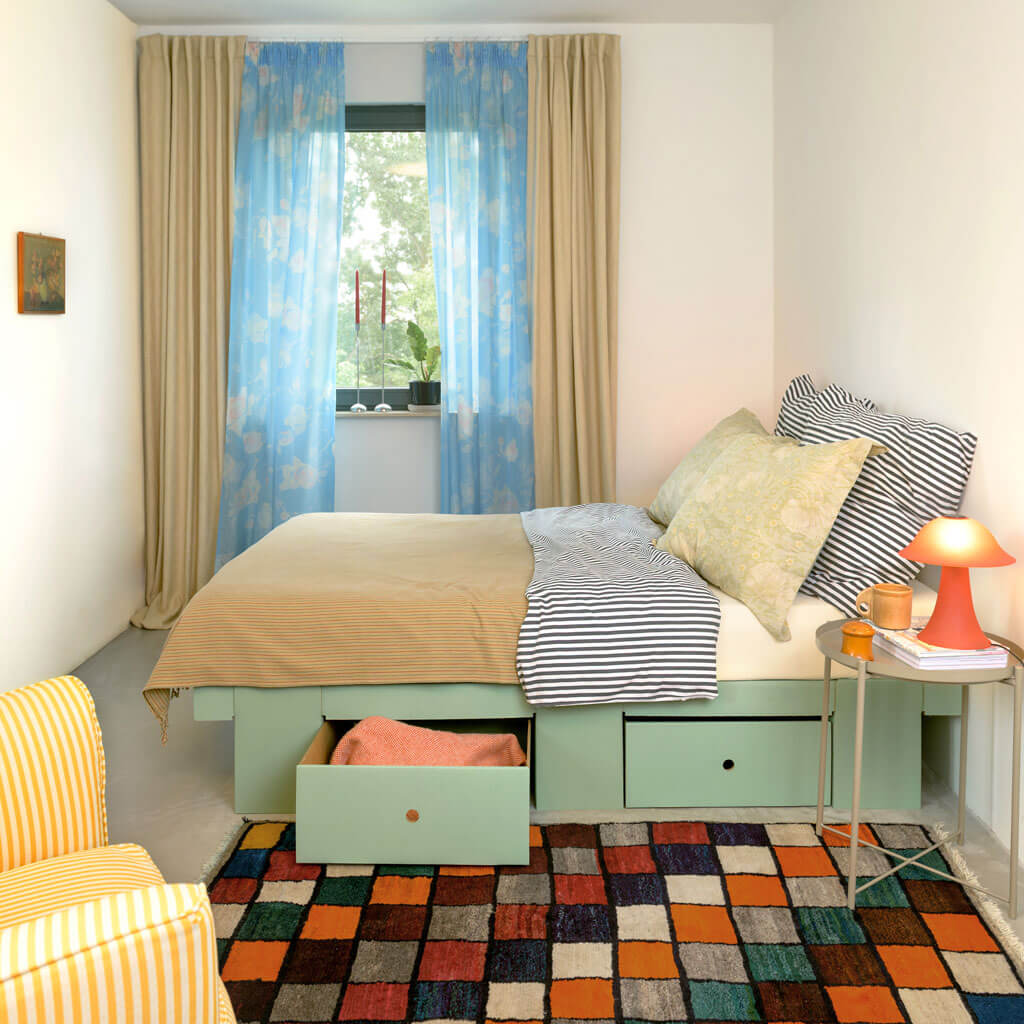 ROOM IN A BOX GRID Bed with drawers in sage