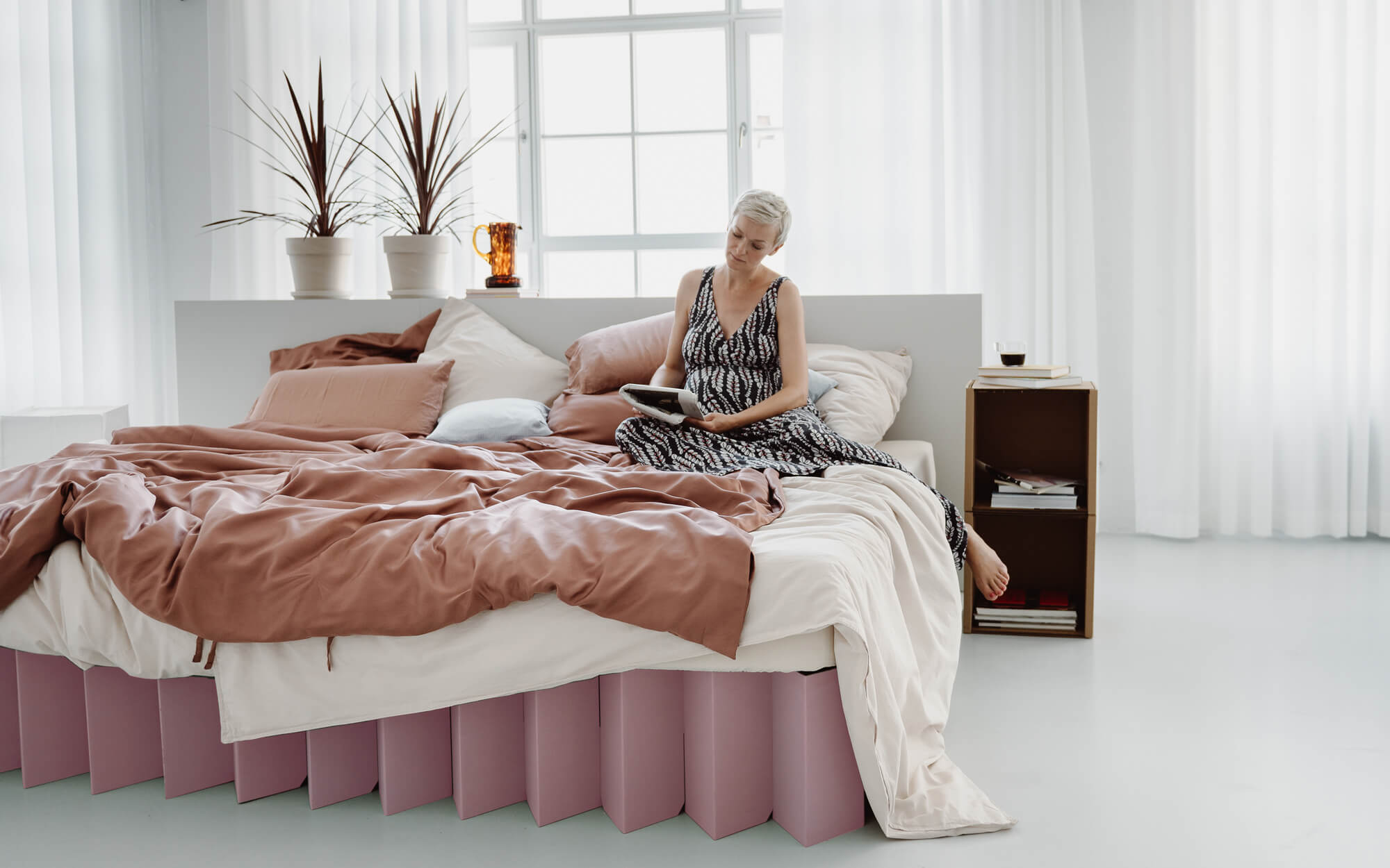 ROOM IN A BOX Bed 2.0 in rose as a family bed
