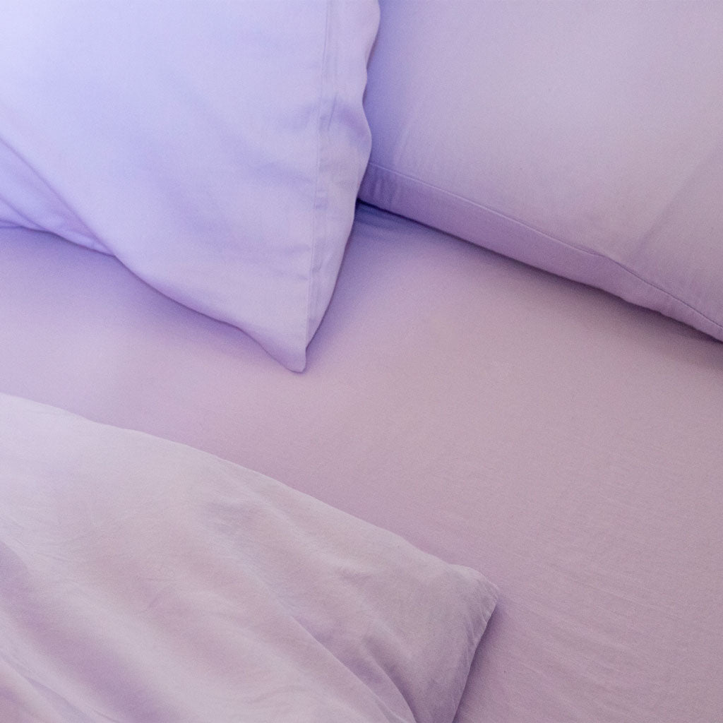 RIAB Organic Cotton Fitted Sheet in lilac