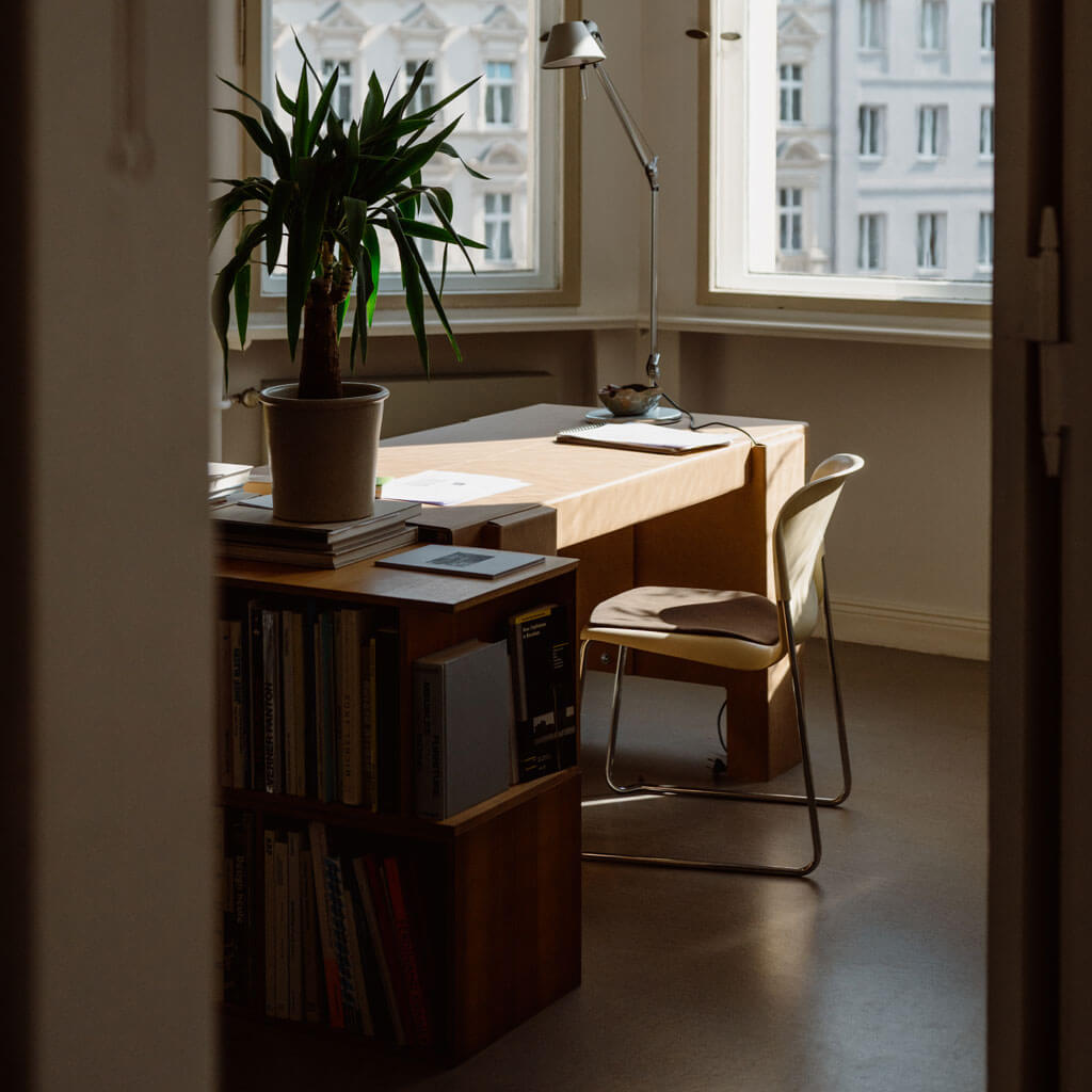 RIAB GRID table as desk
