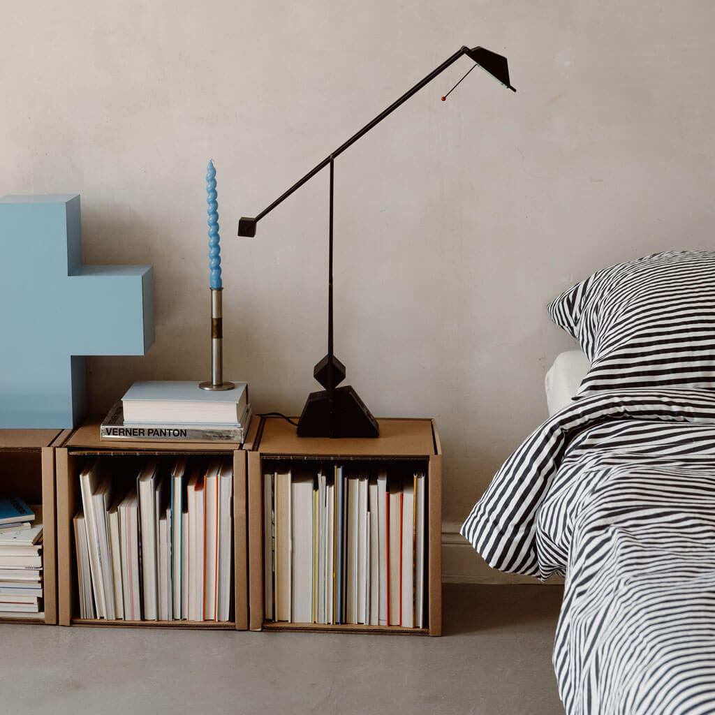 ROOM IN A BOX modular shelving system shelf 1x4